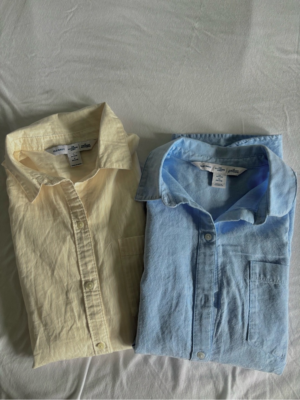 Old Navy Off-White & Light Blue Womens Button-Down Shirts
